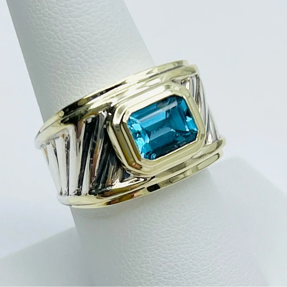 David Yurman Cigar Band Ring WithTopaz and Gold - Picture 3 of 9